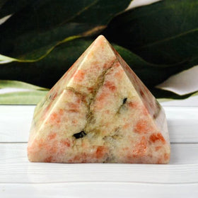 Natural Sunstone pyramid 40-45mm Reiki charged for confidence