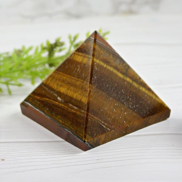 Natural Tiger Eye Crystal Pyramid 30–35 mm