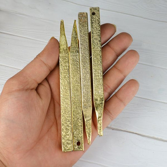 Vastu Nails / Keel 4 Pcs set