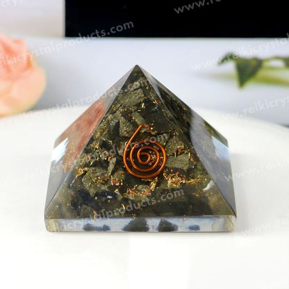 Natural Orgone / Orgonite Pyramid 40 mm