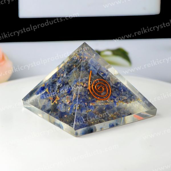 Natural Orgone / Orgonite Pyramid 50 mm