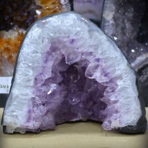 Natural Amethyst Geode Cluster (Weight 2.1 kg Approx)