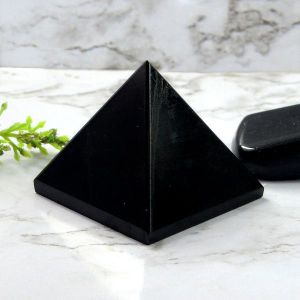 Black Agate Pyramid for Reiki Healing / Grid and Vastu Correction
