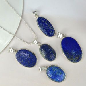 AAA Quality Lapis Lazuli Oval Pendant With Chain